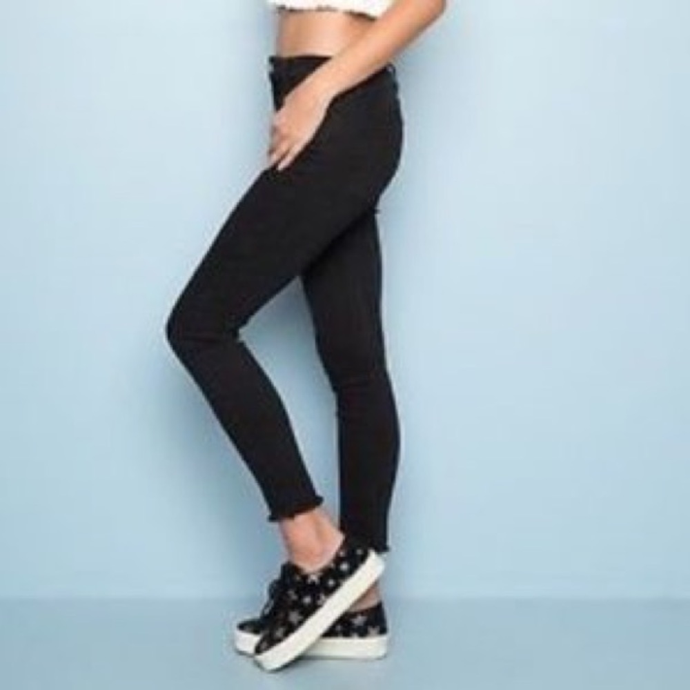 Brandy Melville Melanie Black Jeans
